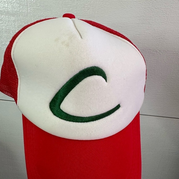 Pokémon Ash Ketchum Team Trainer Mesh Snapback Hat - Picture 2 of 4